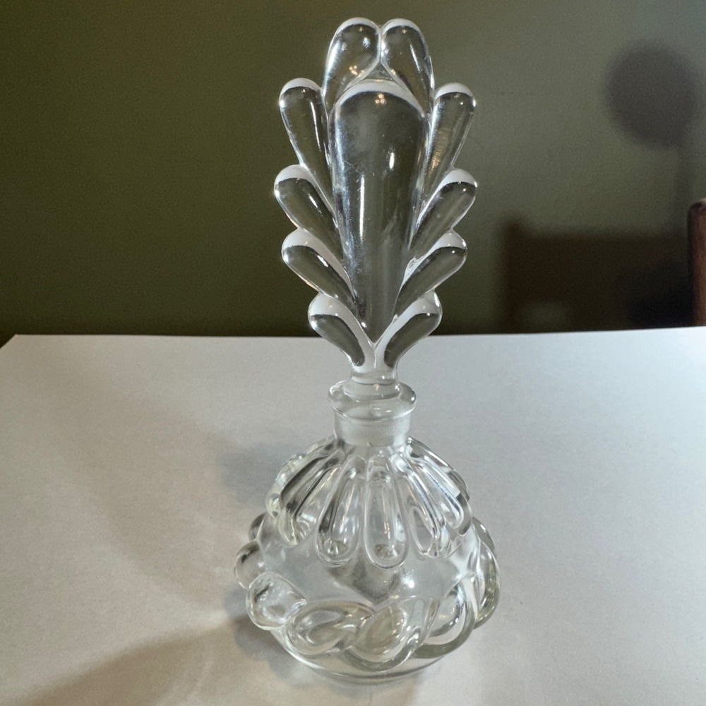 Vintage Clear Glass Perfume Bottle Art Deco Style Fan Stopper Ribbed Base 7"